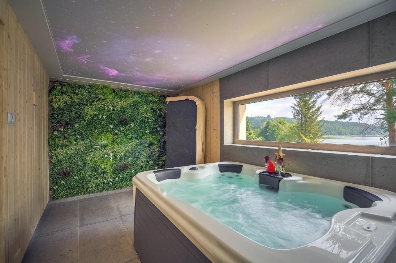 Znamirowickachata Sauna Jacuzzi Spa Znamirowice Exterior photo